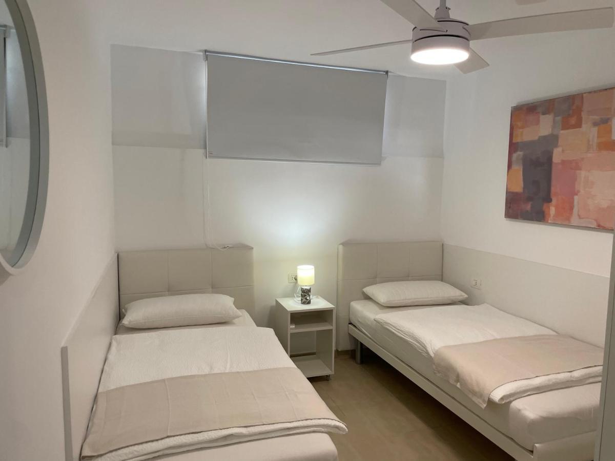 Achacay Sunset Apartment Los Cristianos  Exterior photo